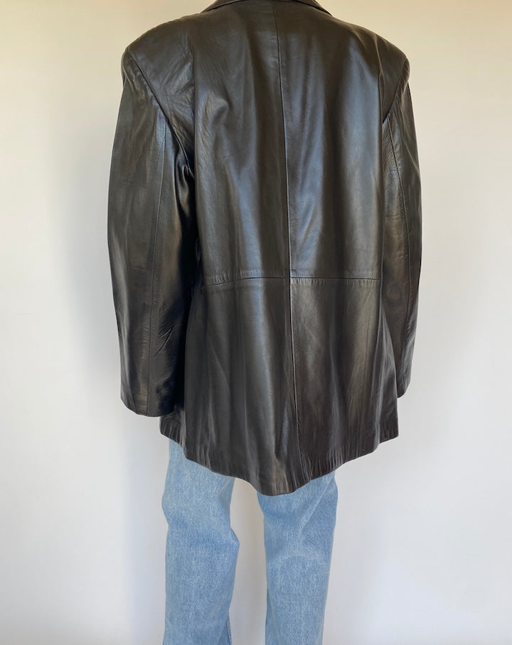 VINTAGE BLACK LEATHER JACKET 3211