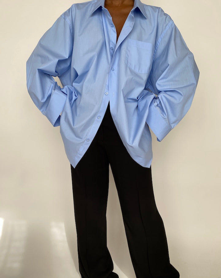 VINTAGE OVERSIZED BLUE BUTTON DOWN SHIRT 2029