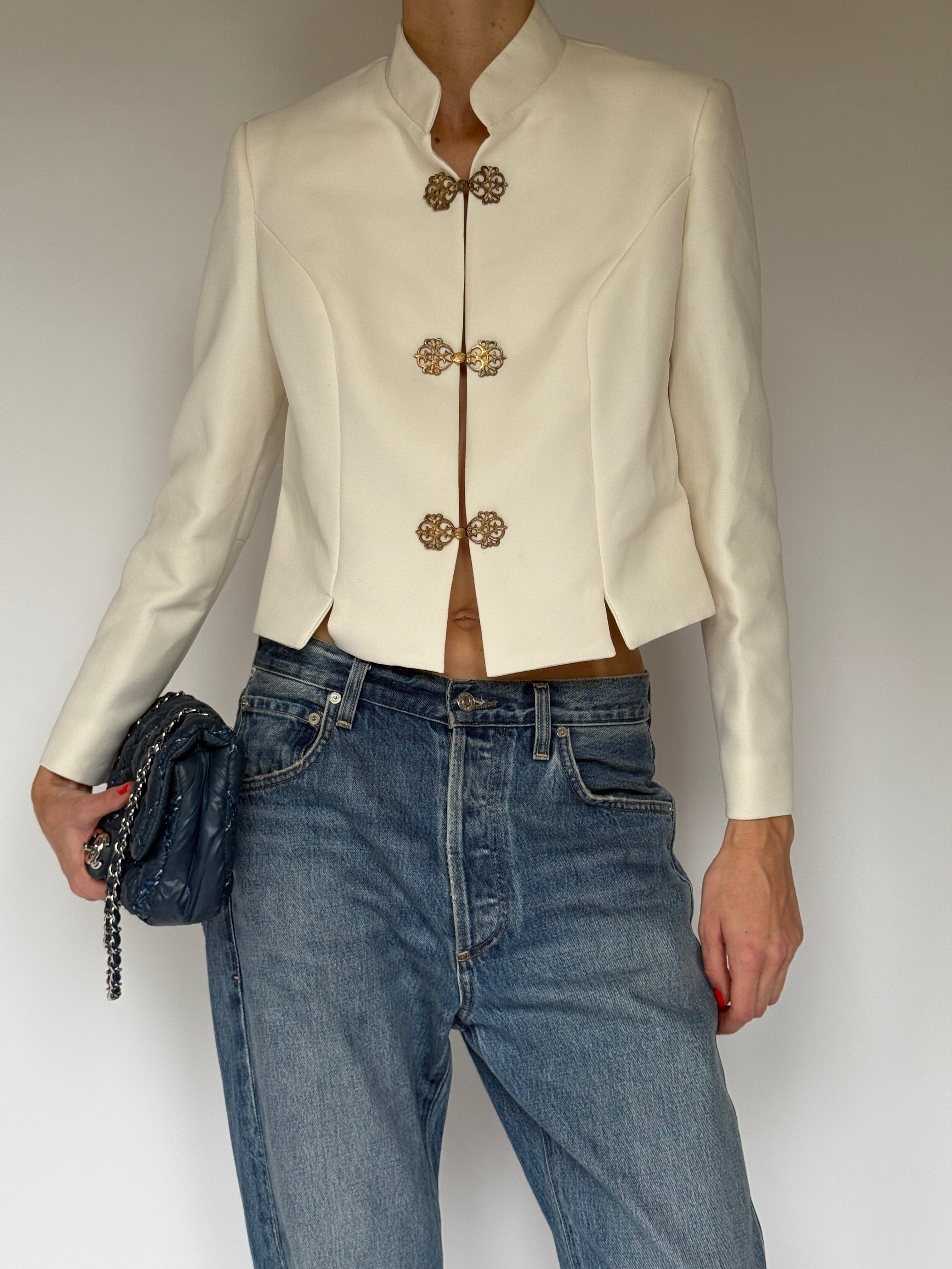Vintage white mandarin collar jacket front view