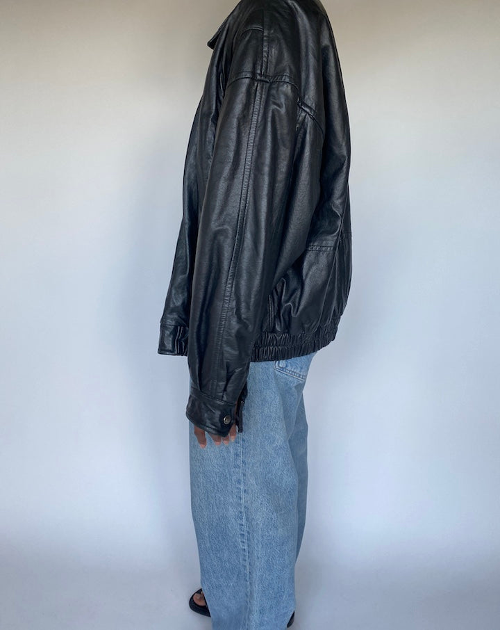 VINTAGE OVERSIZED BLACK LEATHER JACKET 3630
