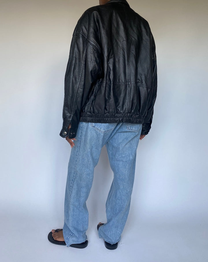 VINTAGE OVERSIZED BLACK LEATHER JACKET 3630