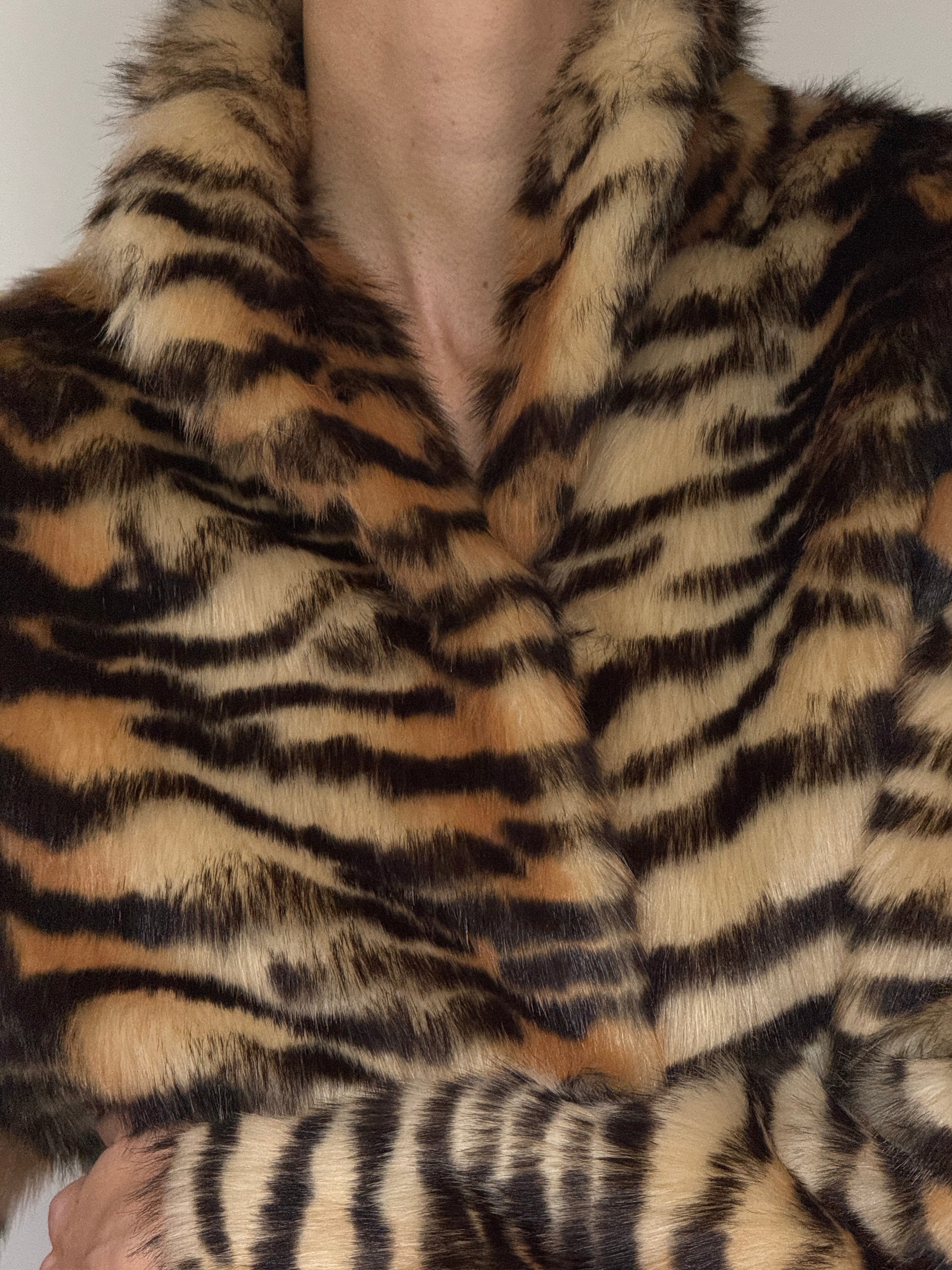 Vintage Tiger-Print Faux Fur Jacket 7062