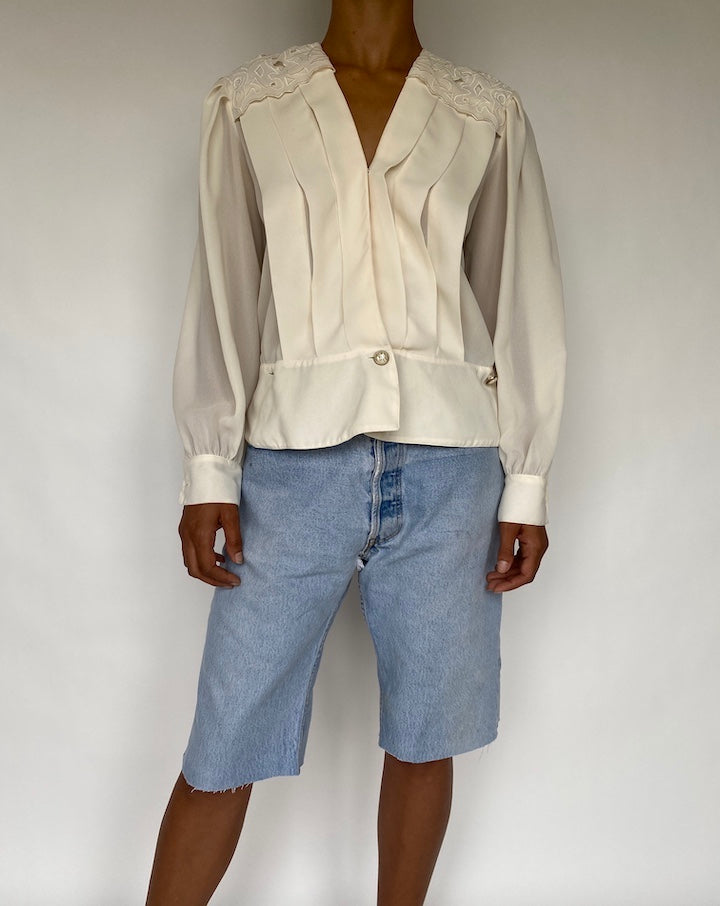 VINTAGE PLEATED IVORY BLOUSE 816