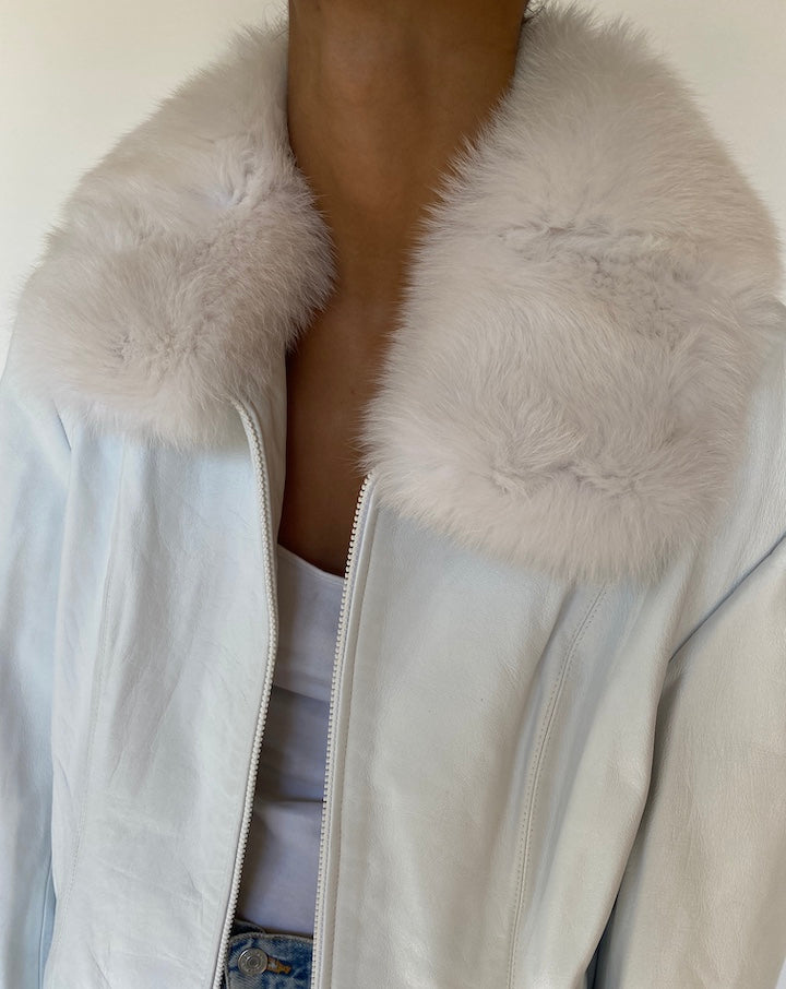 VINTAGE WHITE LEATHER JACKET WITH FUR COLLAR 3225