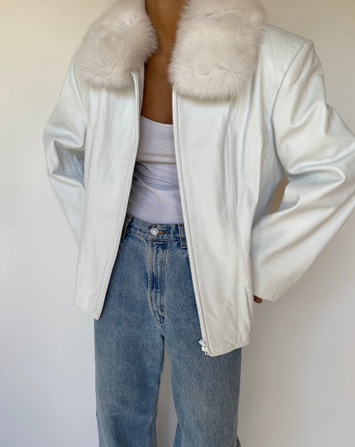 VINTAGE WHITE LEATHER JACKET WITH FUR COLLAR 3225