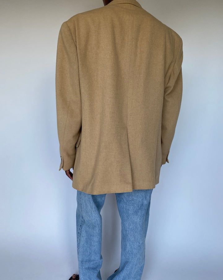VINTAGE OVERSIZED CAMEL COLORED BLAZER 3635