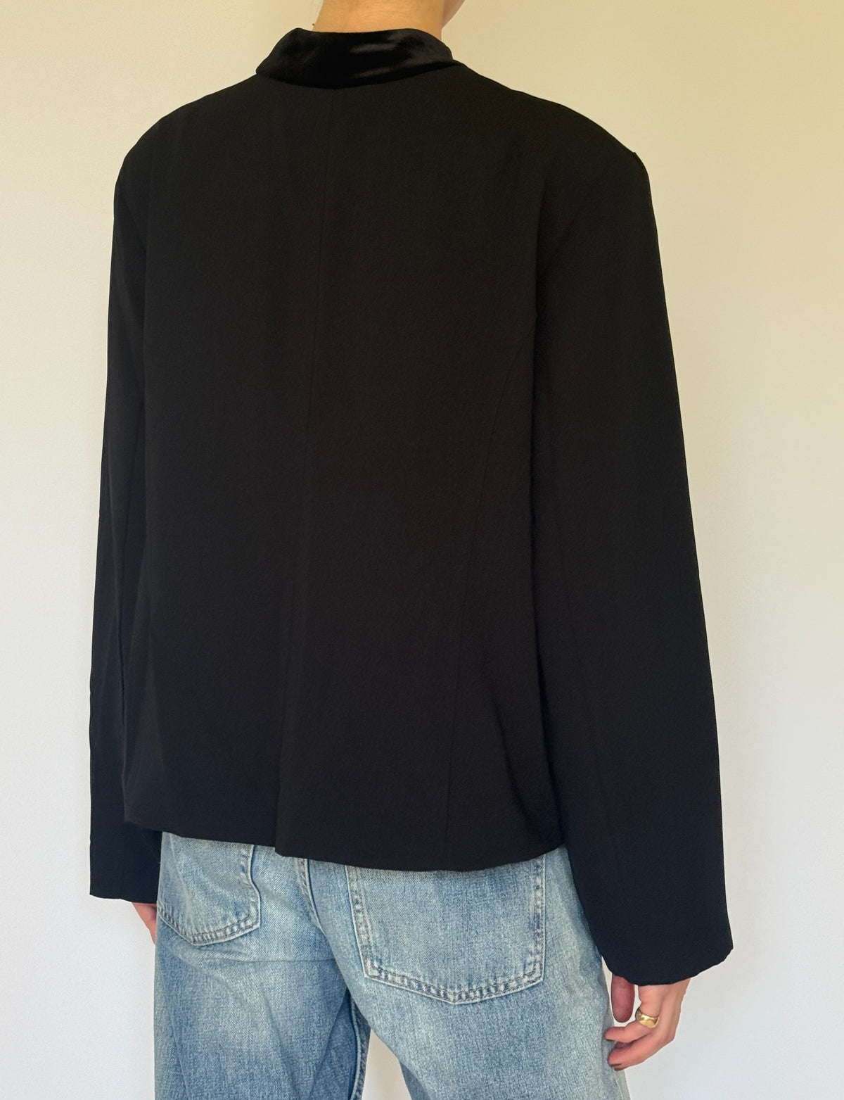 Vintage black velvet collar blazer back view