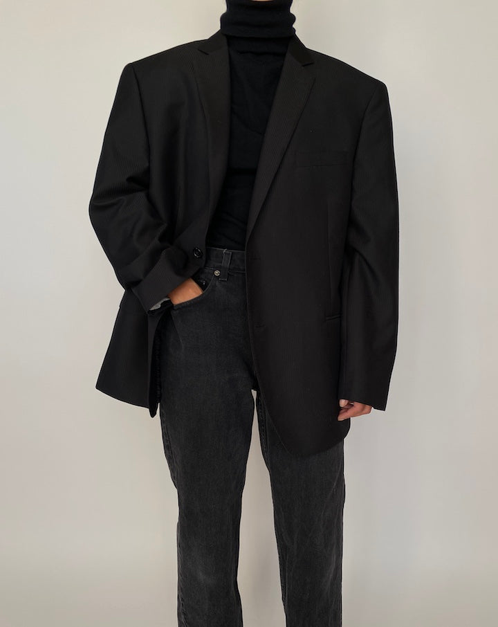 VINTAGE BLACK STRIPED BLAZER 2047