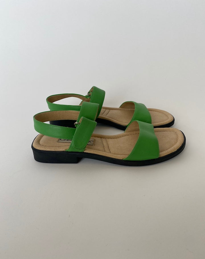 VINTAGE GREEN SANDALS 4158