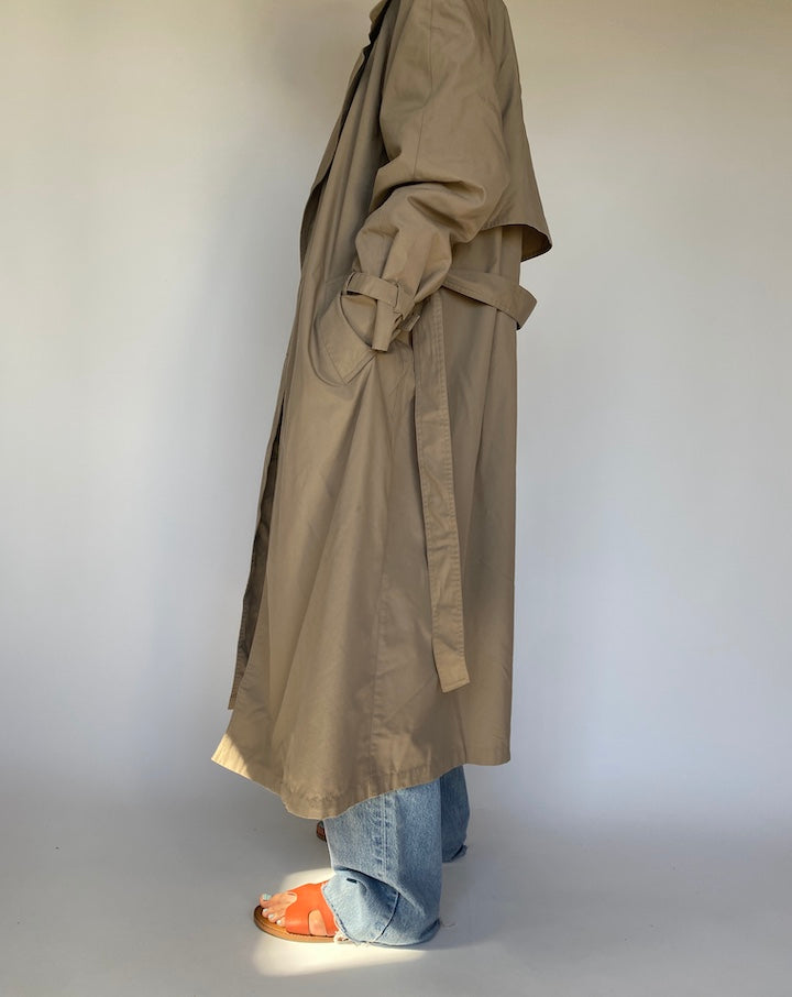 VINTAGE OVERSIZED BEIGE TRENCH COAT 3241