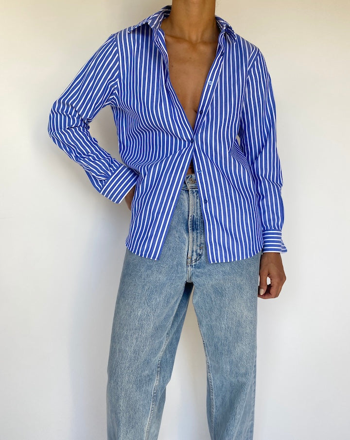 VINTAGE BLUE WITH WHITE STRIPES BUTTON DOWN SHIRT 3249