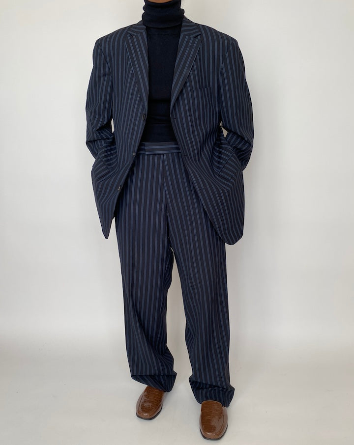 VINTAGE NAVY PINSTRIPED OVERSIZED SUIT 2080