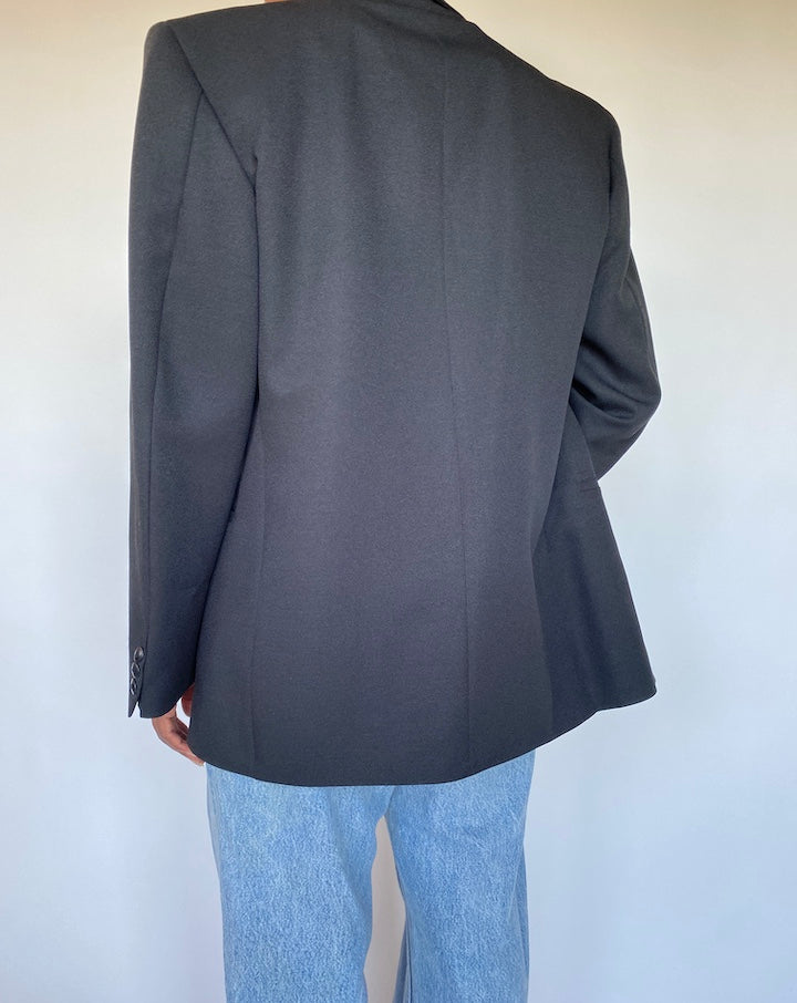 VINTAGE BLACK BLAZER 1299