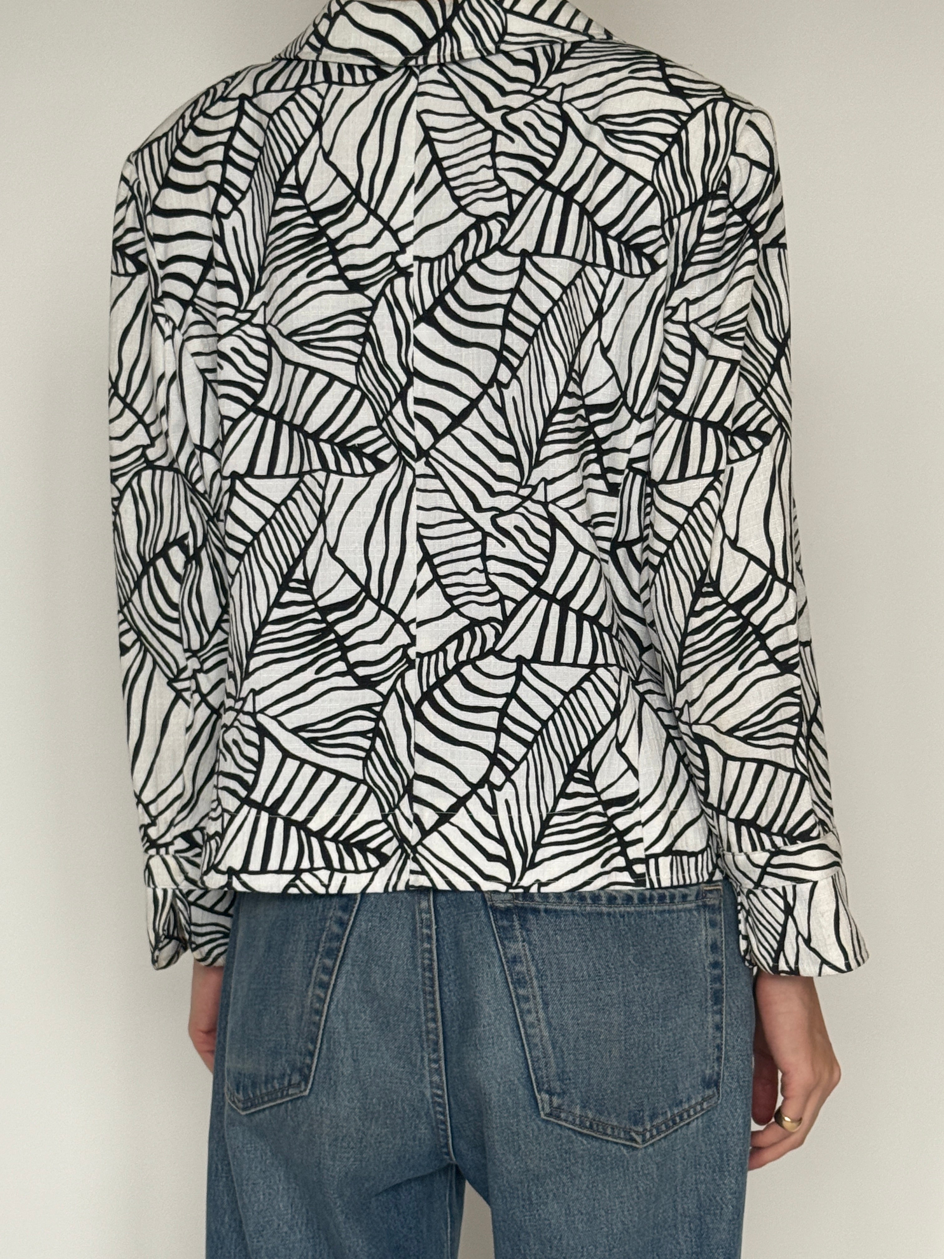 Vintage black and white abstract print blazer back view