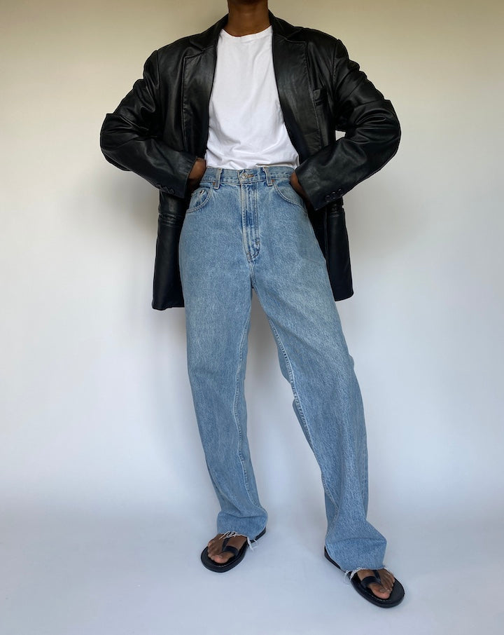 VINTAGE BLACK LEATHER JACKET 3675