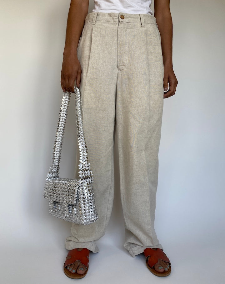 VINTAGE SILVER BAG WITH A SHOULDER STRAP