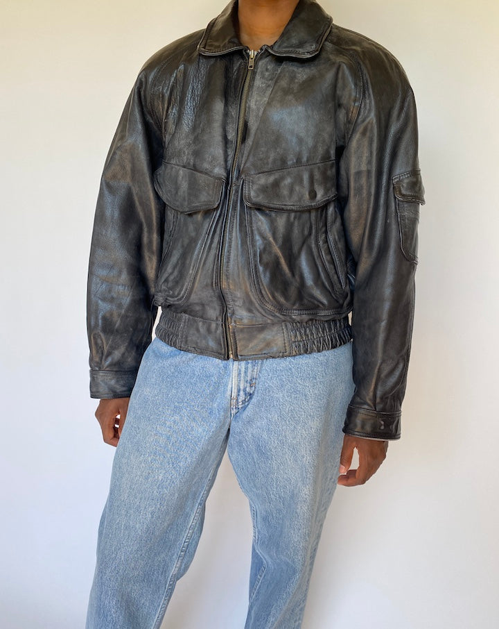 VINTAGE BLACK BOXY LEATHER JACKET 3693