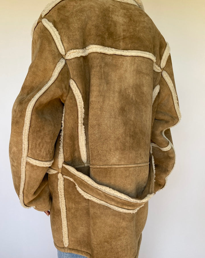 VINTAGE BEIGE HUGO BOSS OVERSIZED SHEARLING JACKET 3694