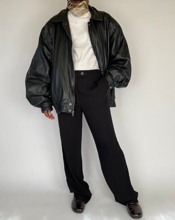 VINTAGE BLACK OVERSIZED LEATHER JACKET 2107