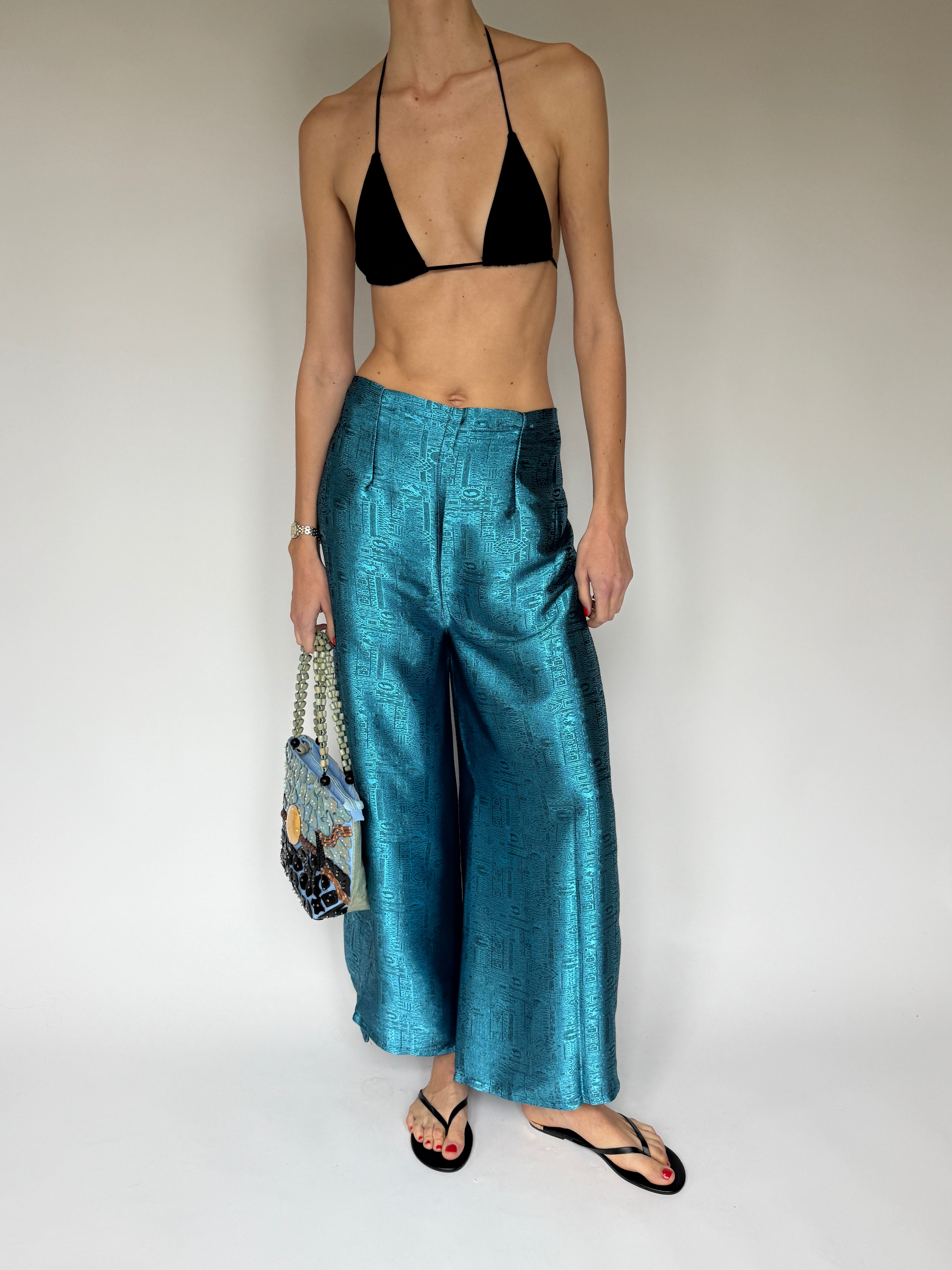Vintage wrap trousers styled look