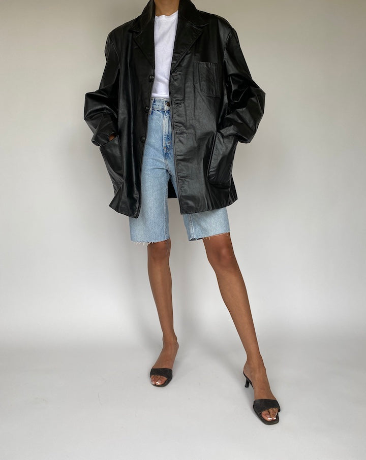 VINTAGE OVERSIZED BLACK LEATHER JACKET 828