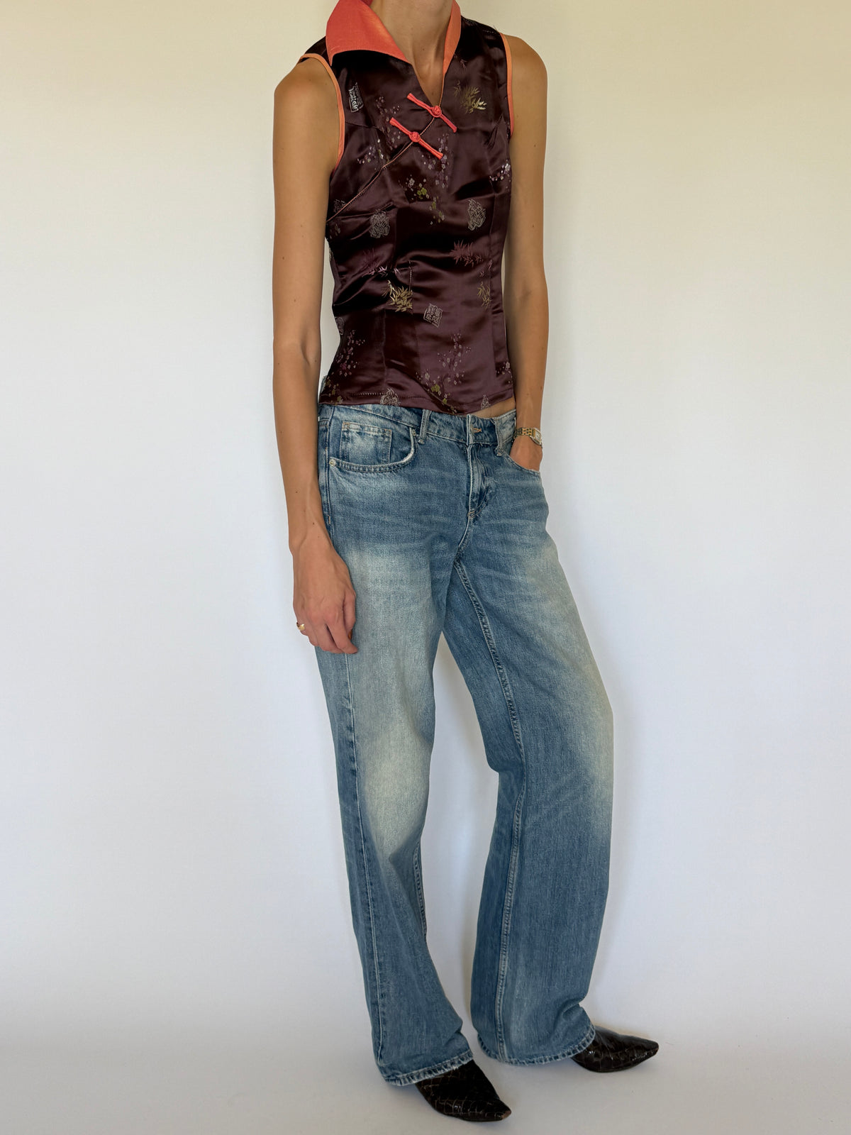 Vintage wine brocade top front view with coral frog closures