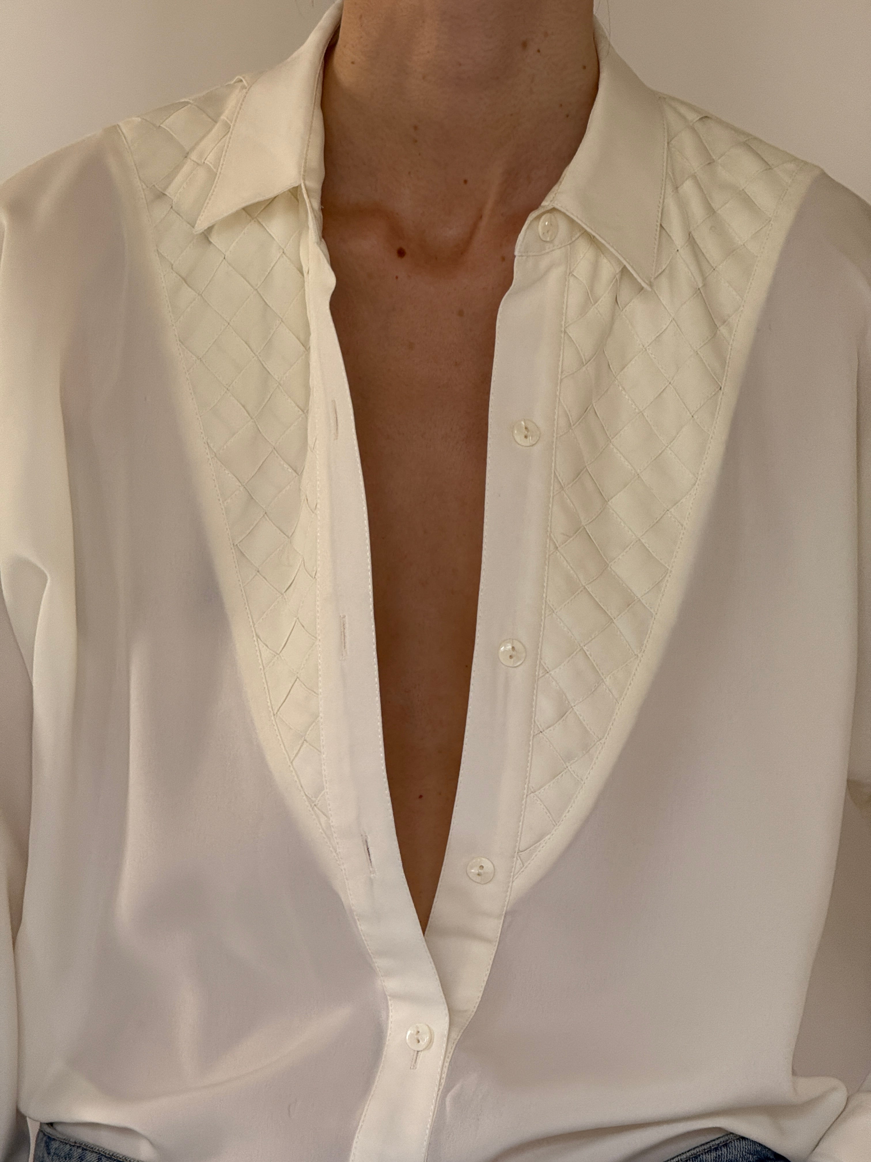 Vintage ivory quilted front panel close-up
