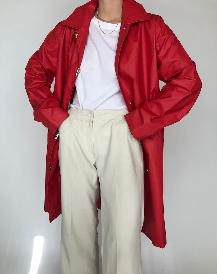 VINTAGE RED RAIN COAT 255