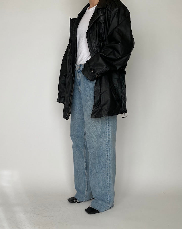 VINTAGE OVERSIZED BLACK LEATHER JACKET 4179