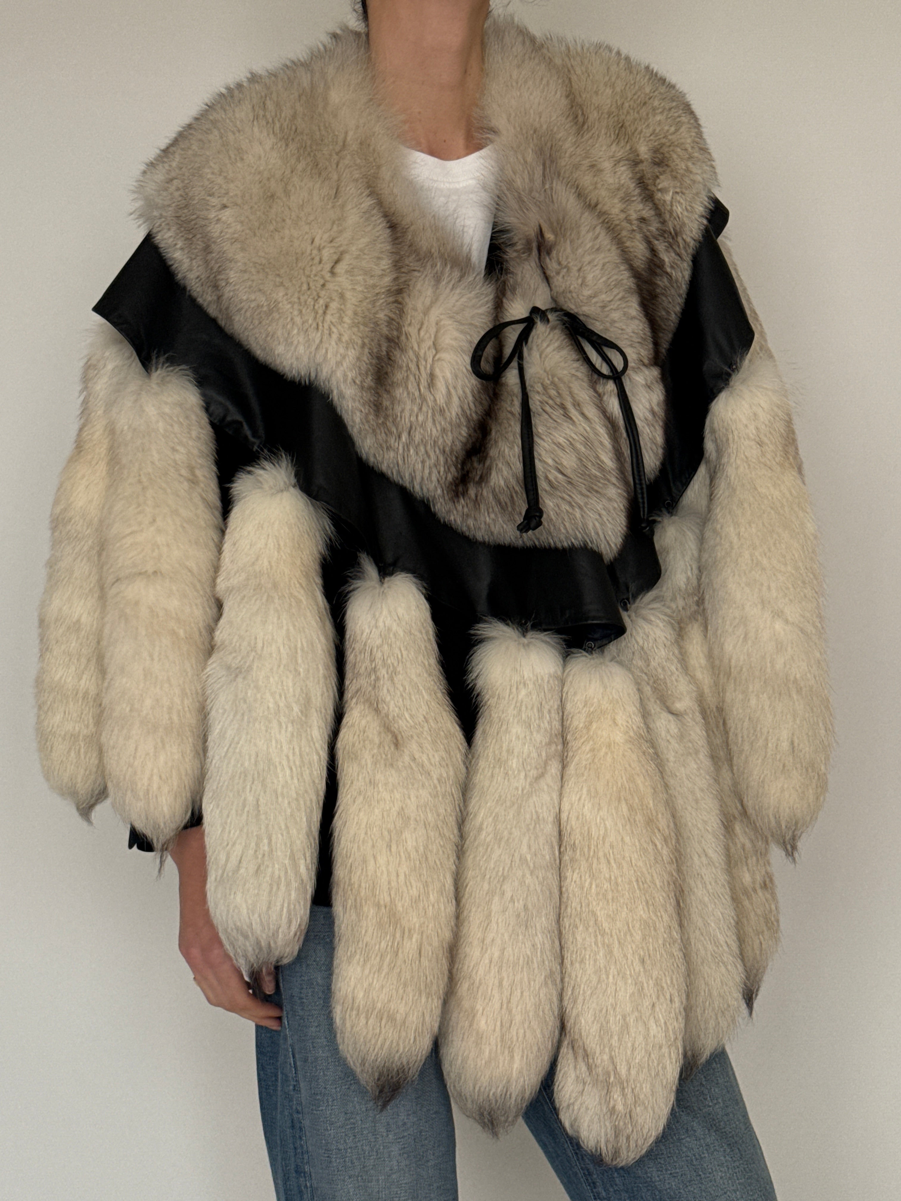 Vintage real fur cape ivory fur close-up