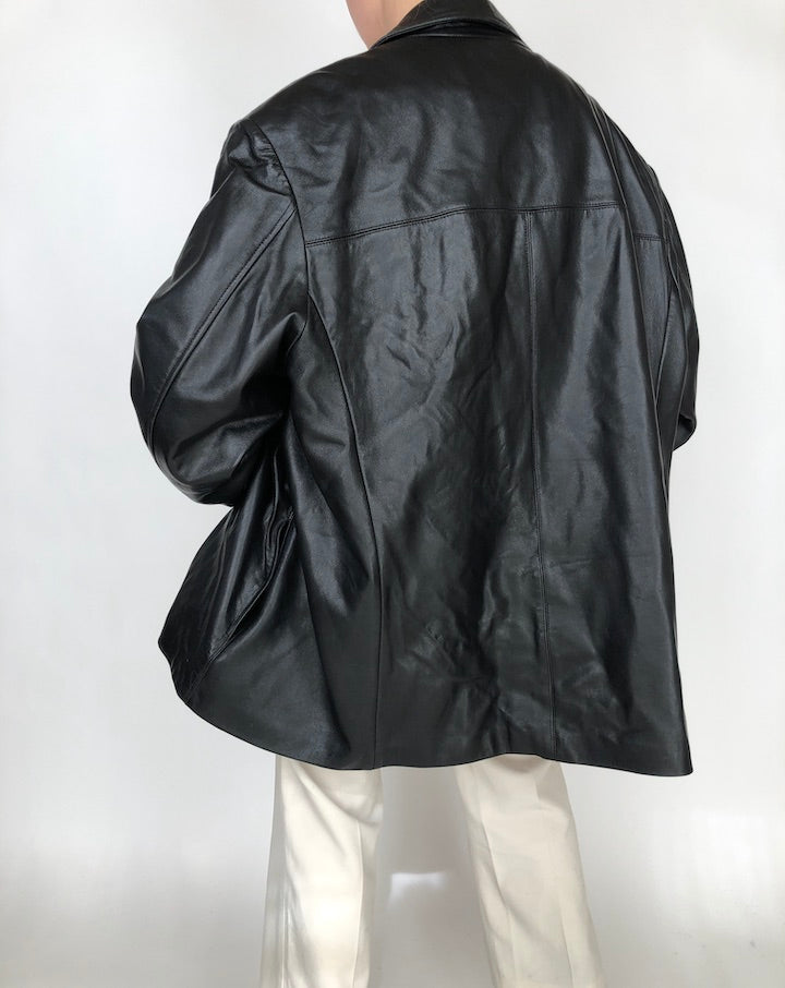 VINTAGE BLACK LEATHER JACKET 260