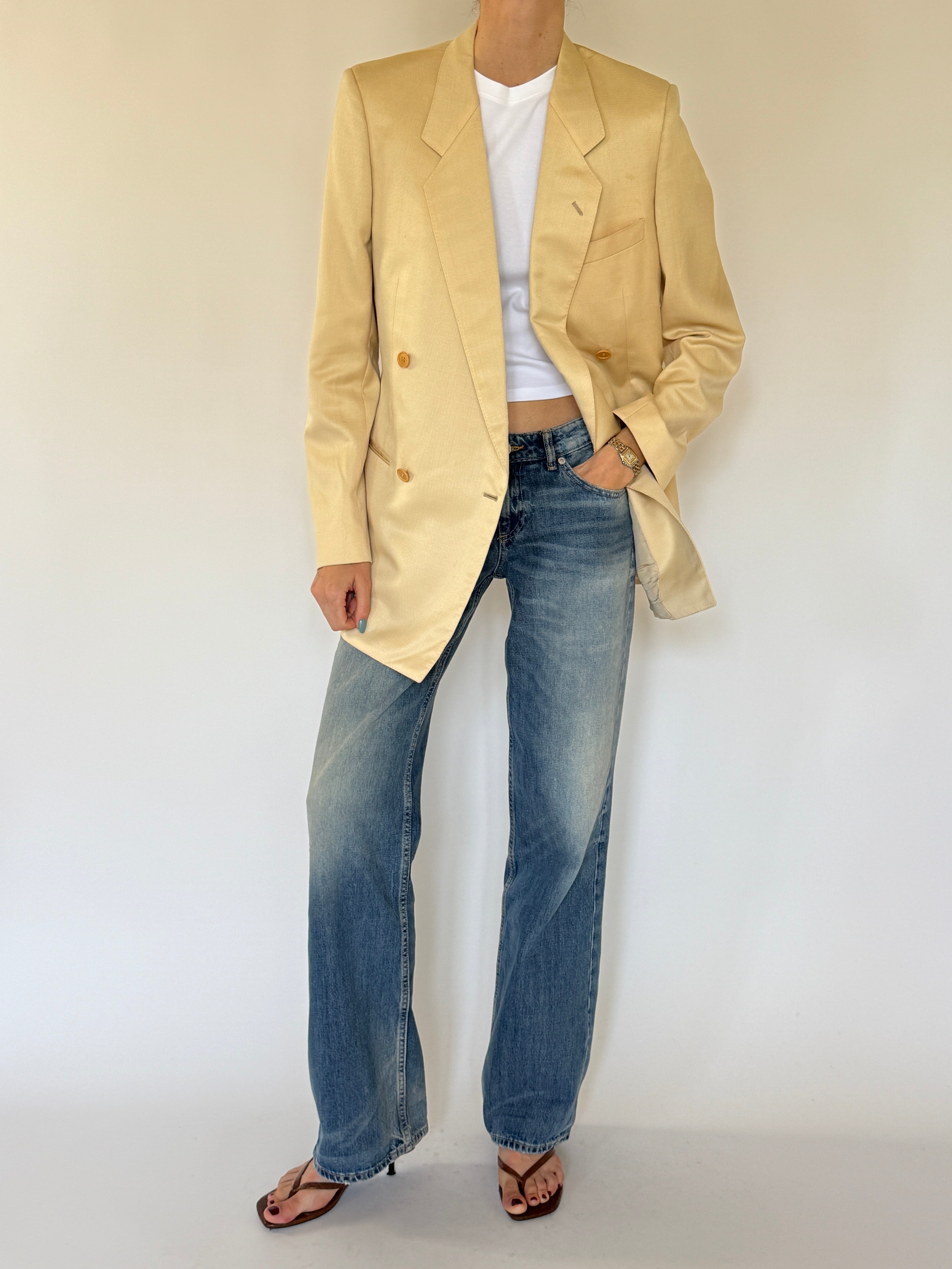 Vintage cream blazer pocket and button detail