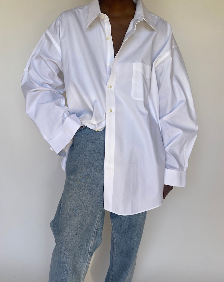 VINTAGE WHITE OVERSIZED BUTTON DOWN LONG SLEEVE SHIRT 3743