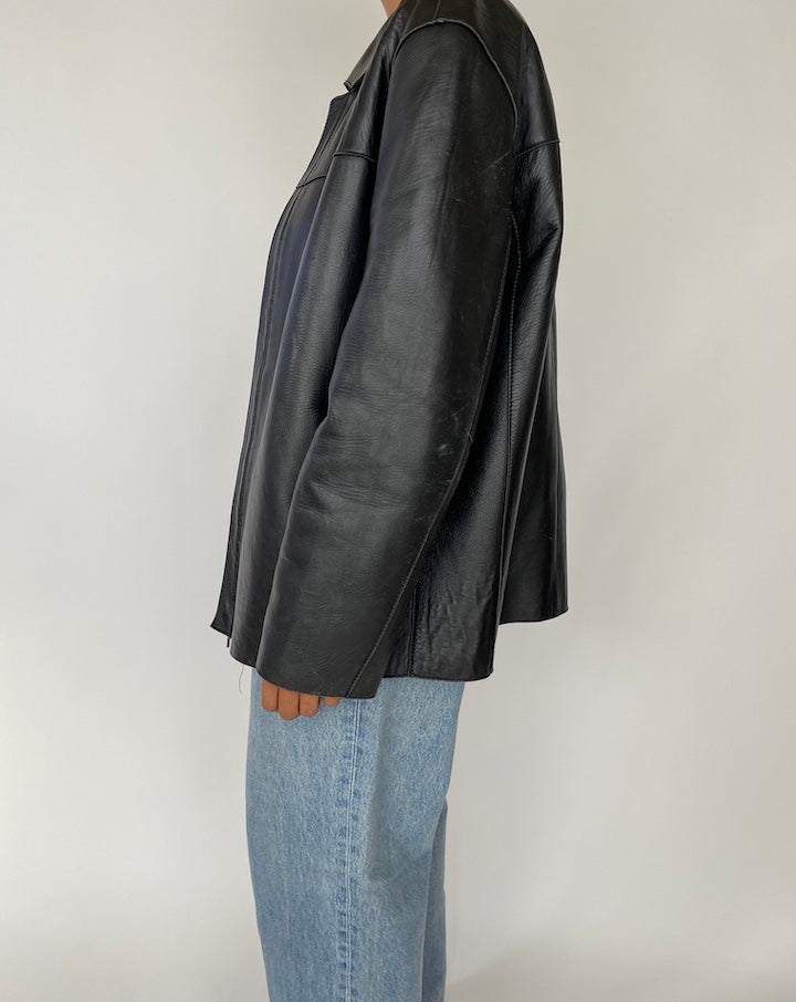 VINTAGE BLACK LEATHER JACKET 2724