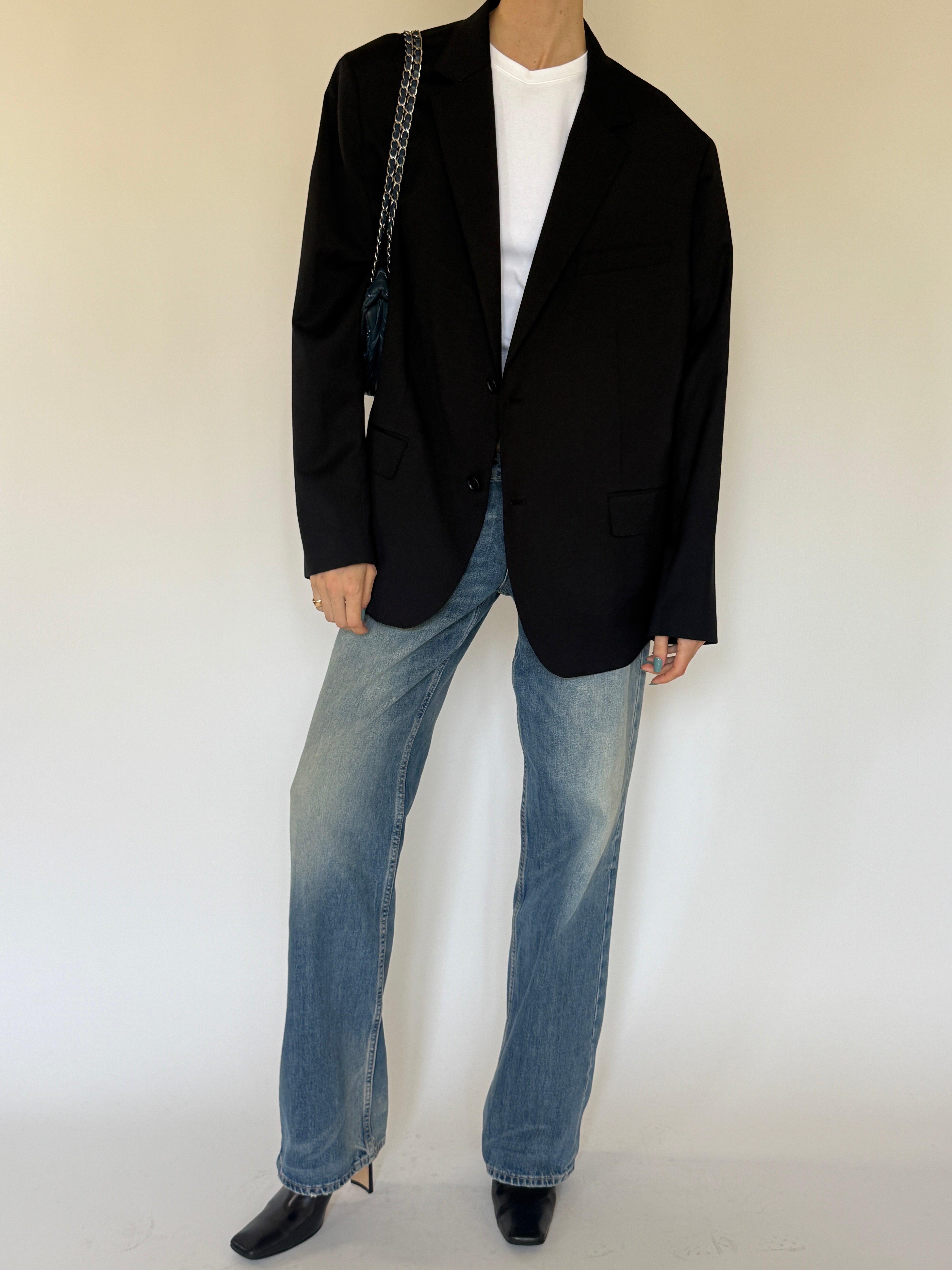 Vintage oversized black blazer front view