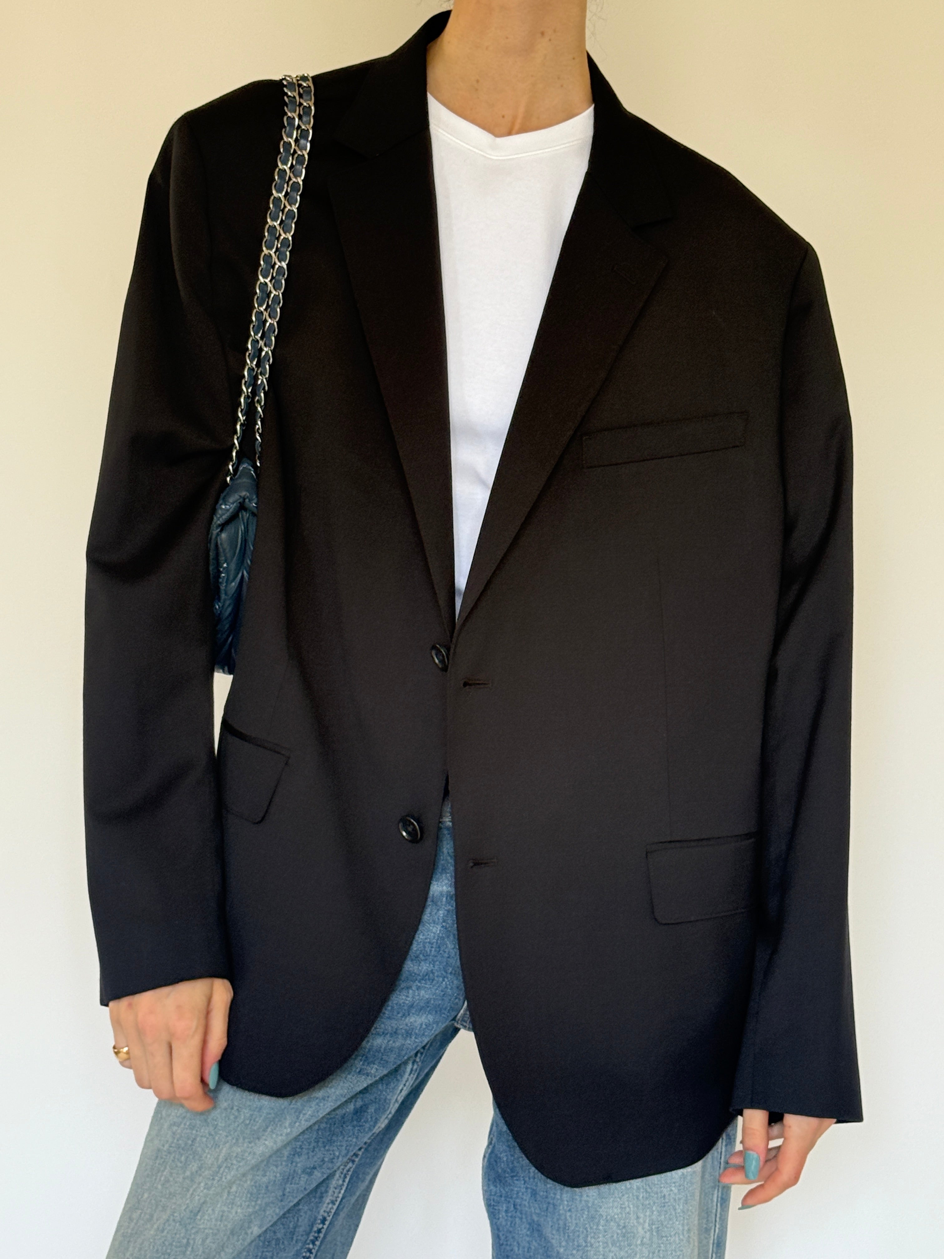 Vintage oversized black blazer front view