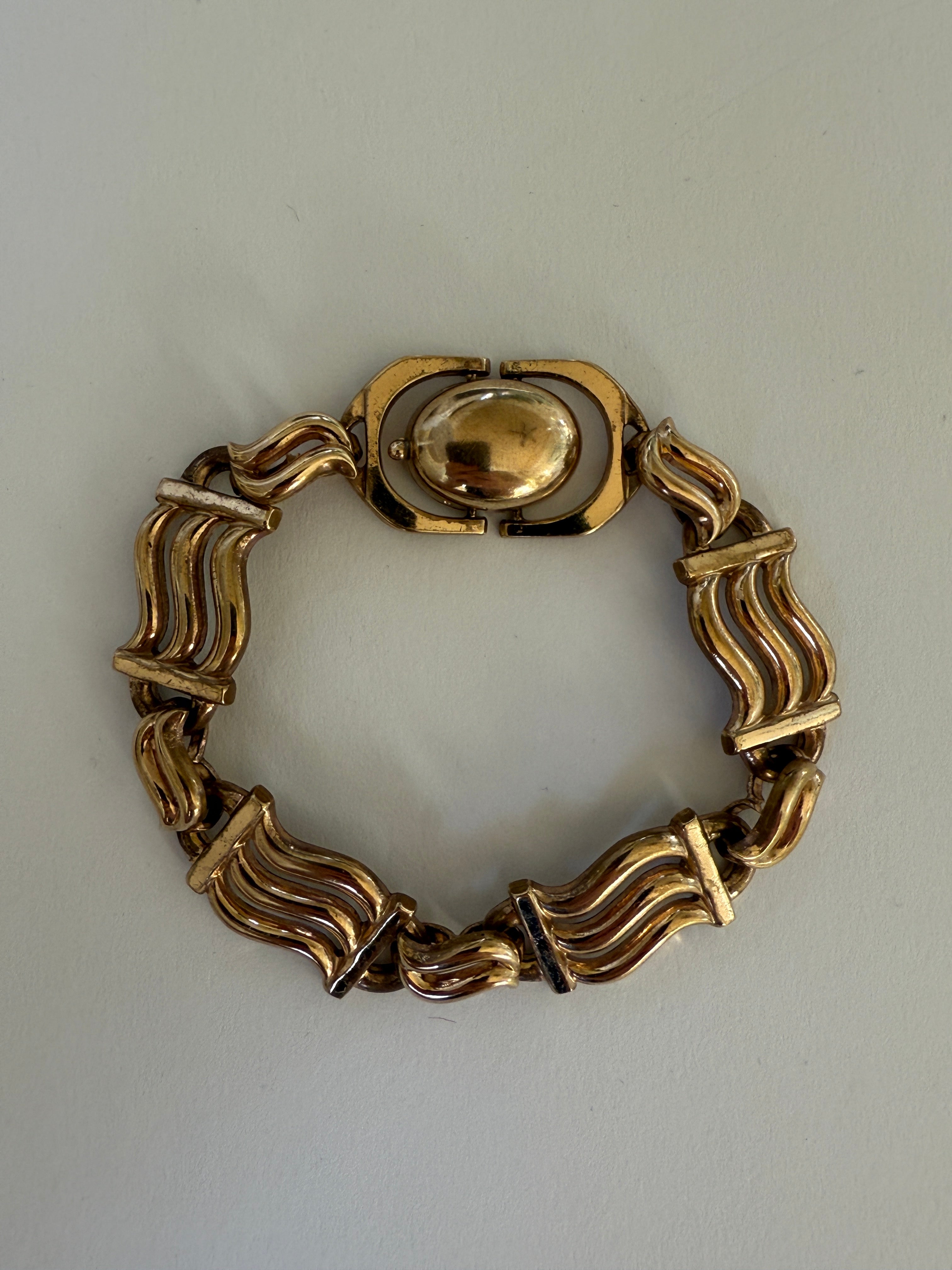Vintage gold-tone sculptural link bracelet front view