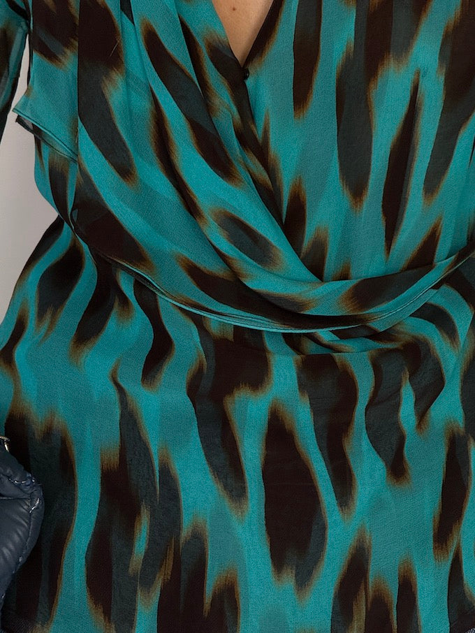 Vintage Animal Printed 100% Silk Wrap Blouse 6561