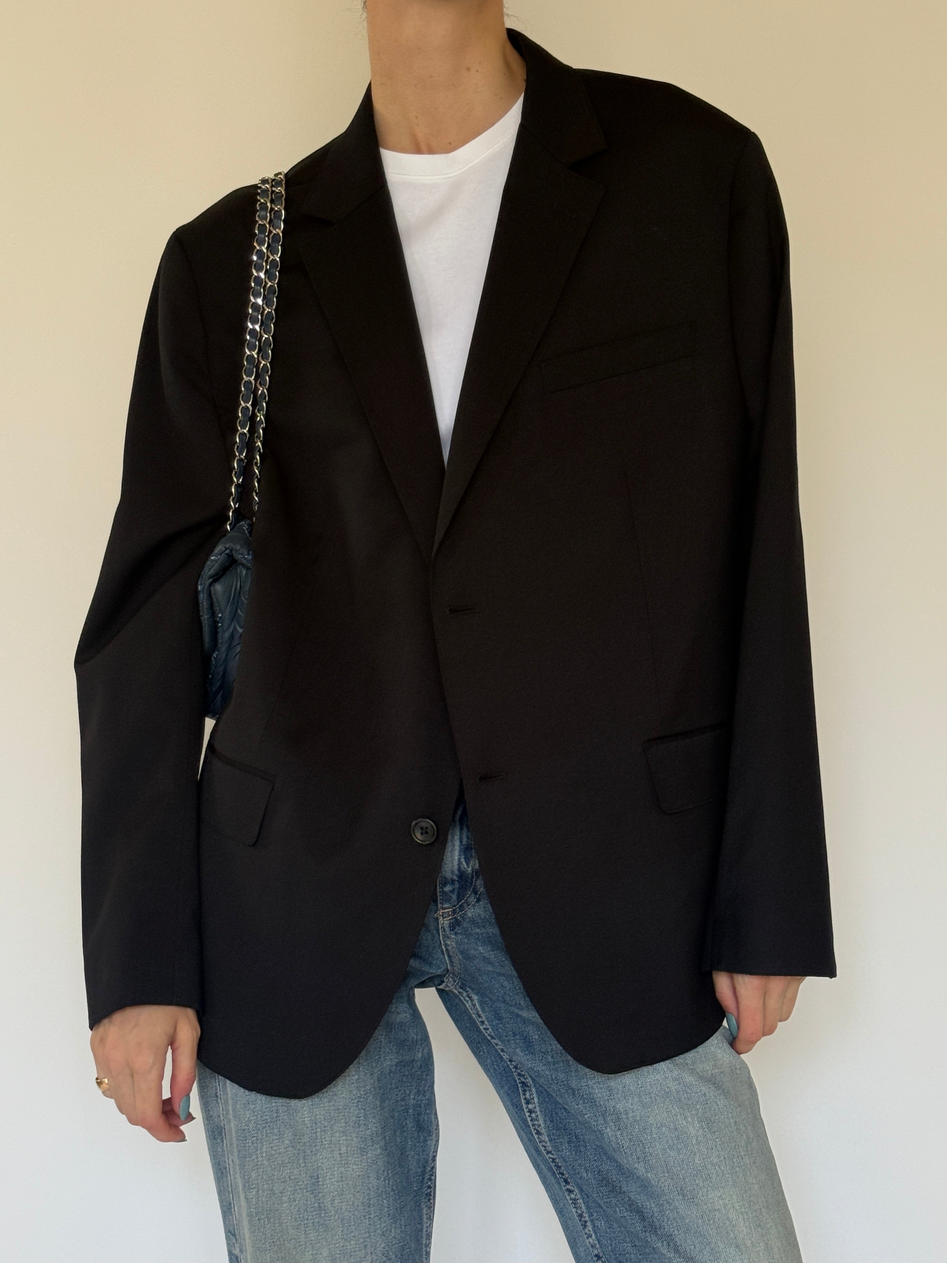 Vintage oversized black blazer front view