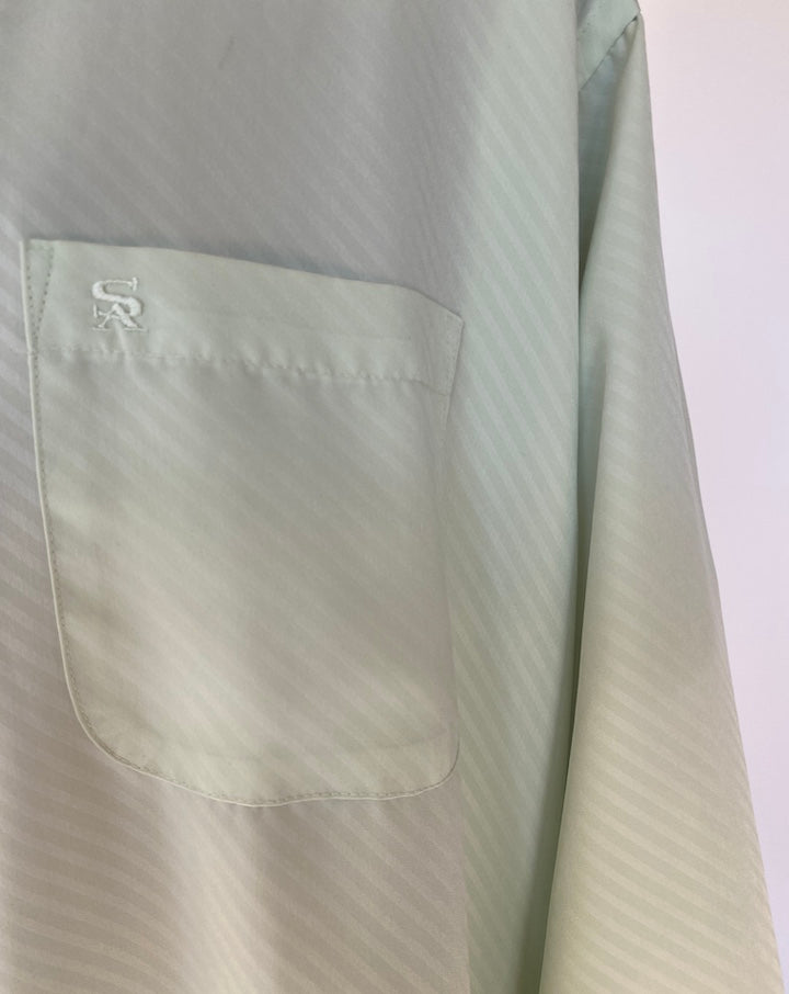 VINTAGE LIGHT GREEN OVERSIZED BUTTON DOWN SHIRT 3764