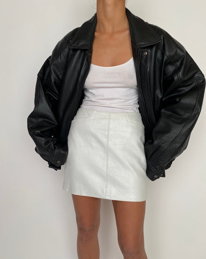 VINTAGE BLACK OVERSIZED BOXY LETHER JACKET 2765