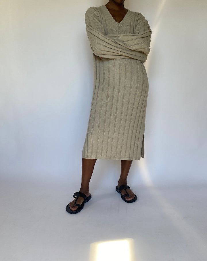VINTAGE BEIGE KNITTED LONG SLEEVE DRESS 3798