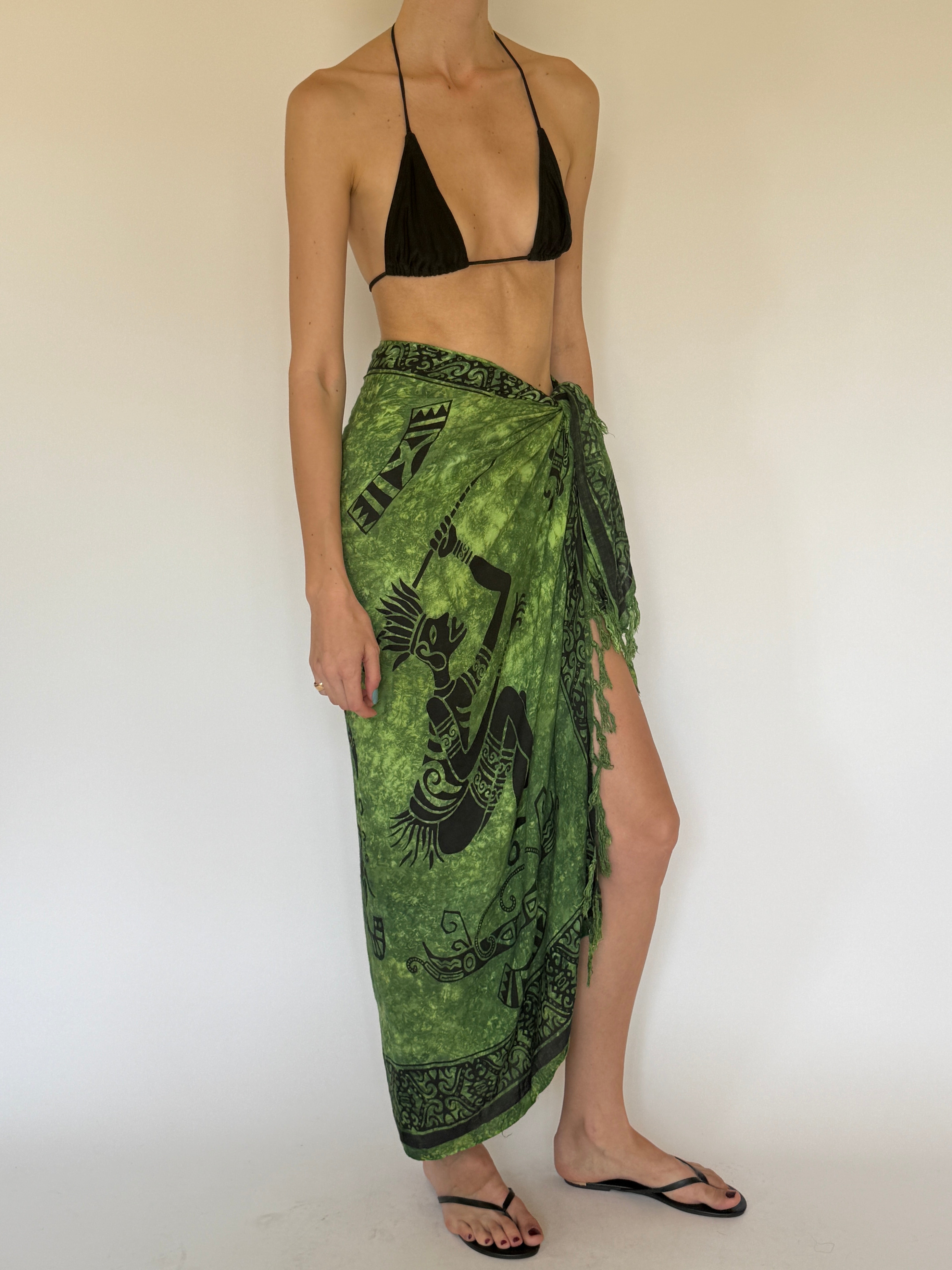 Vintage green sarong tie detail