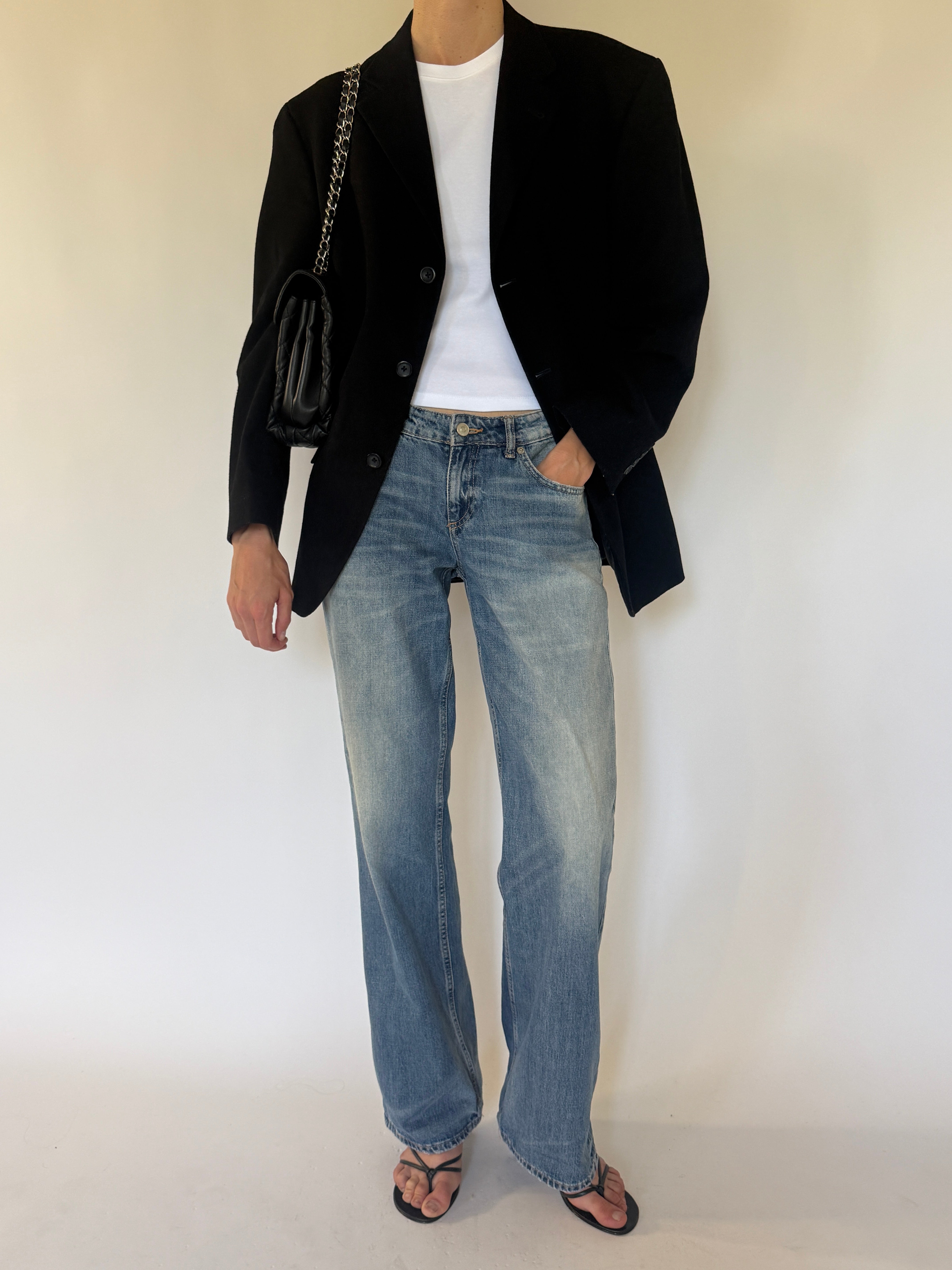 Vintage Oscar de la Renta black blazer front view