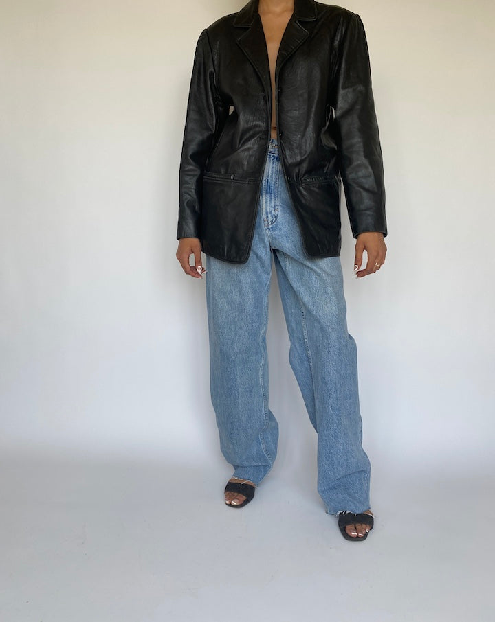 VINTAGE BLACK LEATHER JACKET 895