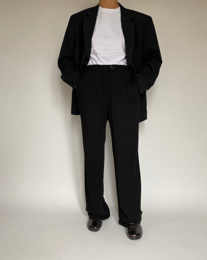 VINTAGE OVERSIZED SINGLE BREASTED BLACK BLAZER 2173