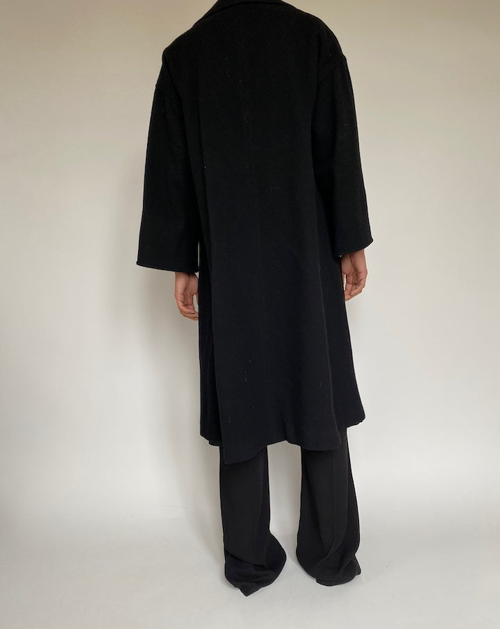 VINTAGE BLACK COAT 2188