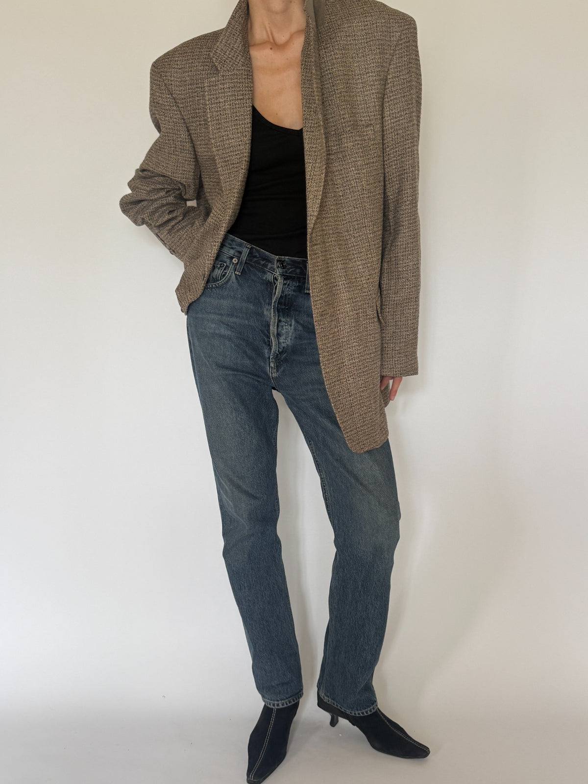 Vintage oversized silk blazer brown side silhouette
