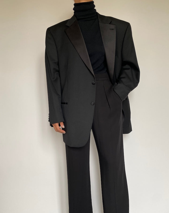 VINTAGE OVERSIZED SINGLE BREASTED BLACK BLAZER 2193