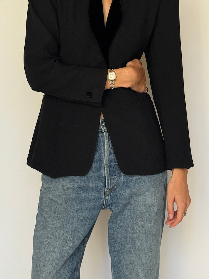 Vintage Black Blazer with Velvet Lapel 6596